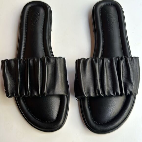 J. Crew black leather Delta single strap crunchier sandal size 7 / like New - Picture 2 of 6